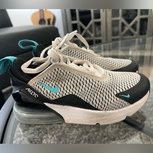 Nike Air Max 270 React